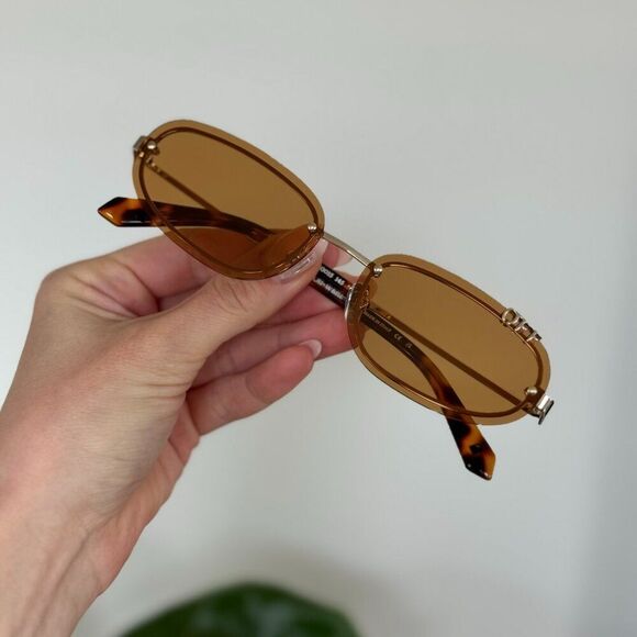 Off-White MIAMI Women Sunglasses Gold Camel Oval OERI13M MIAMI 7662 main image 6
